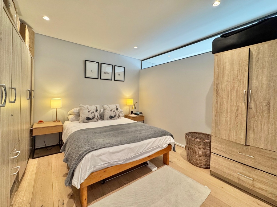 1 Bedroom Property for Sale in Woodstock Western Cape